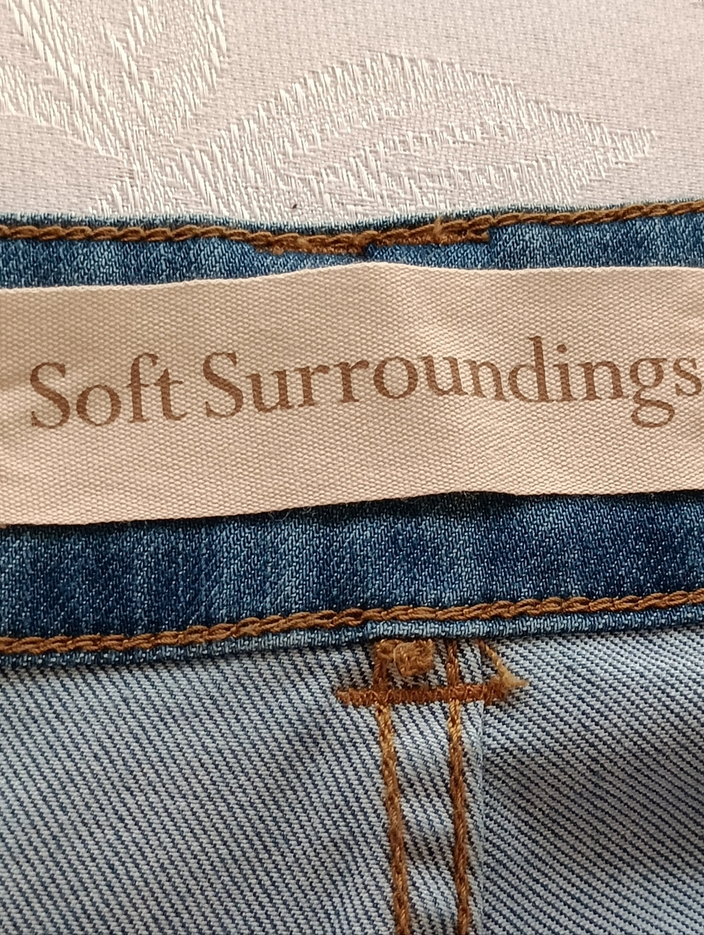 NWT Soft Surrounding High-Rise Wide Leg Jeans in Light Blue Size 14 - Picture 13 of 17